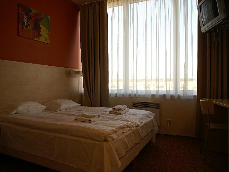 Rija Bauska Hotel Dış mekan fotoğraf