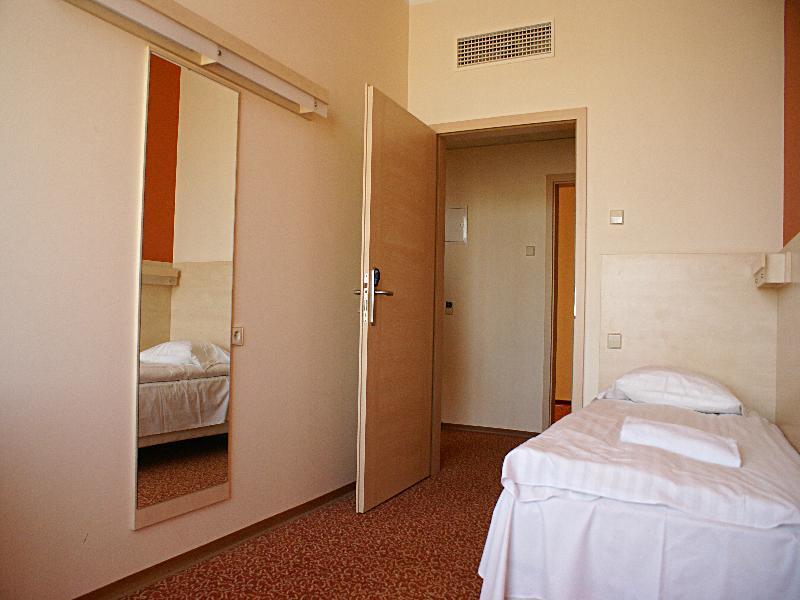 Rija Bauska Hotel Dış mekan fotoğraf